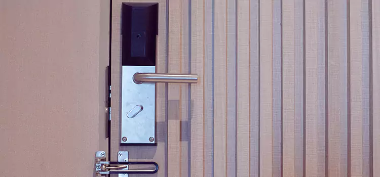 Installing a Maglock Manteca